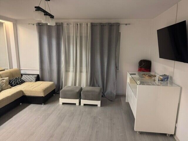 Lacul Tei, Vidin, apartament cu 3 camere de inchiriat.